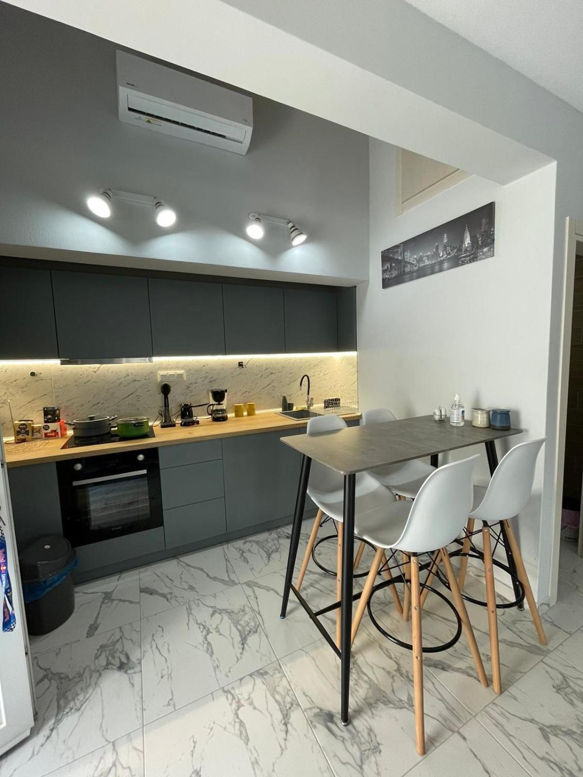 Chara'S House Apartment Kavala Bagian luar foto