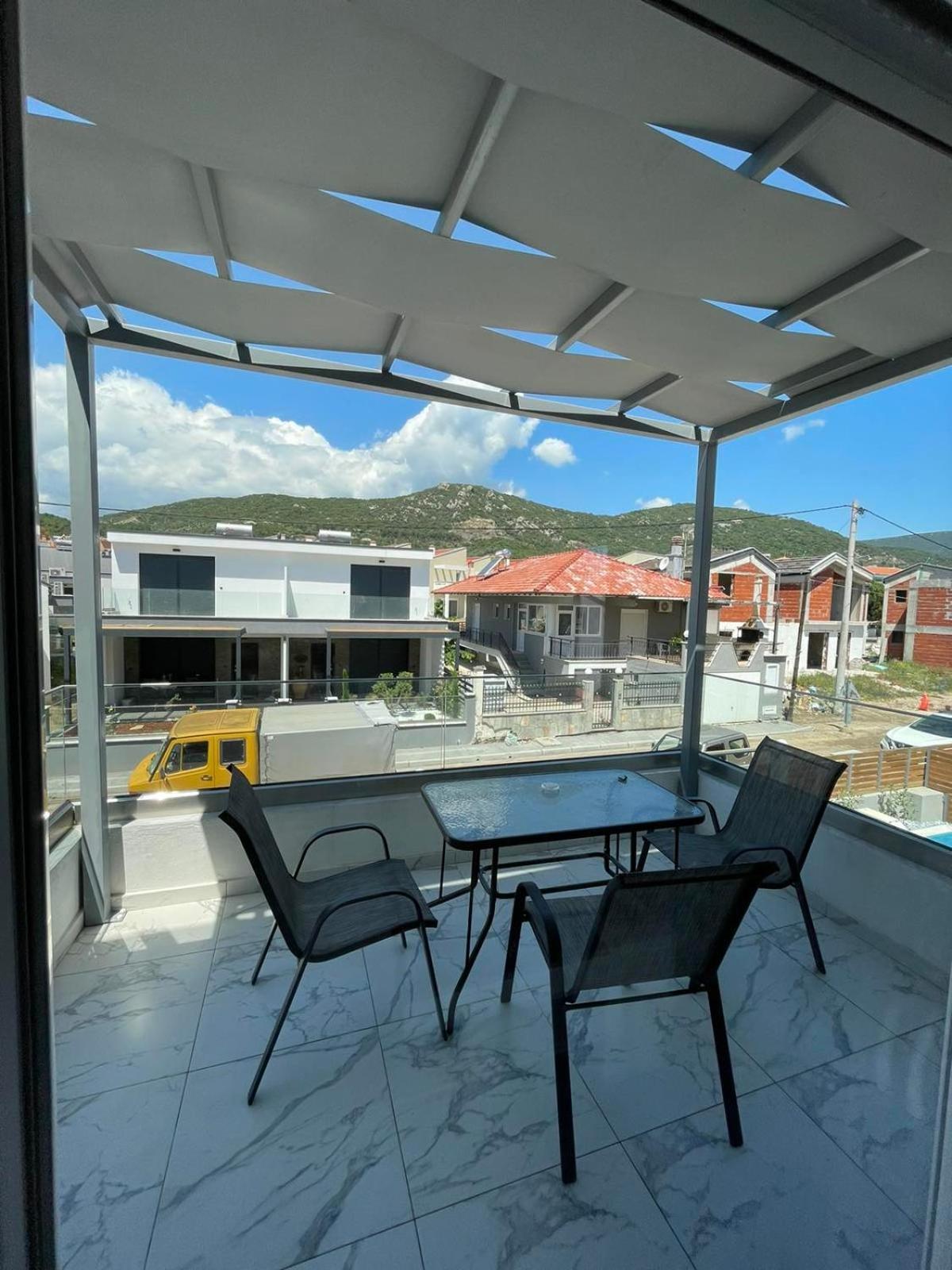 Chara'S House Apartment Kavala Bagian luar foto